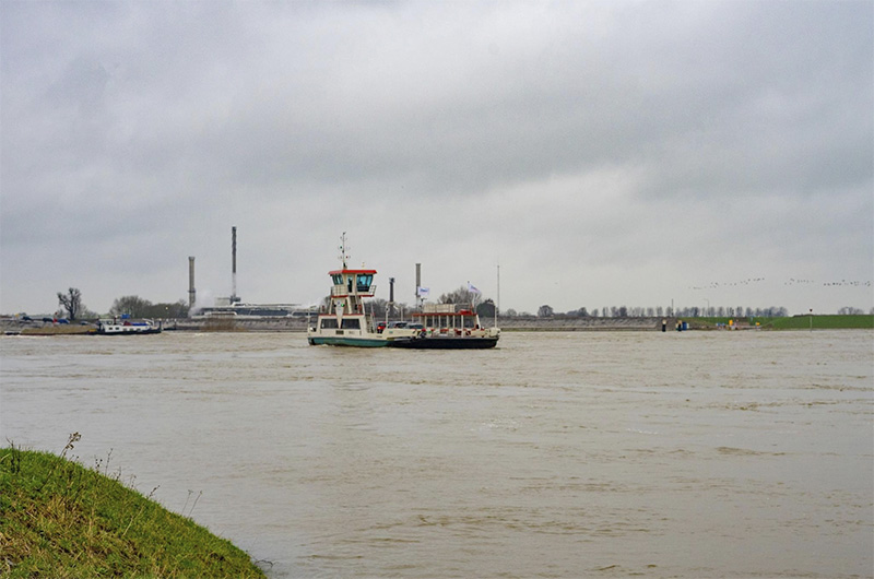 Verruimde vaarttijden veer Brakel/Herwijnen door afsluiting A2